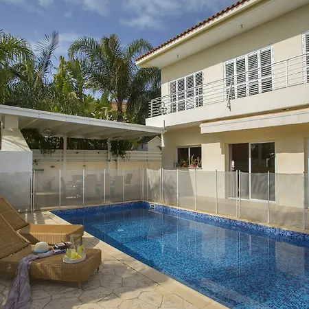 Sofia Villa Protaras